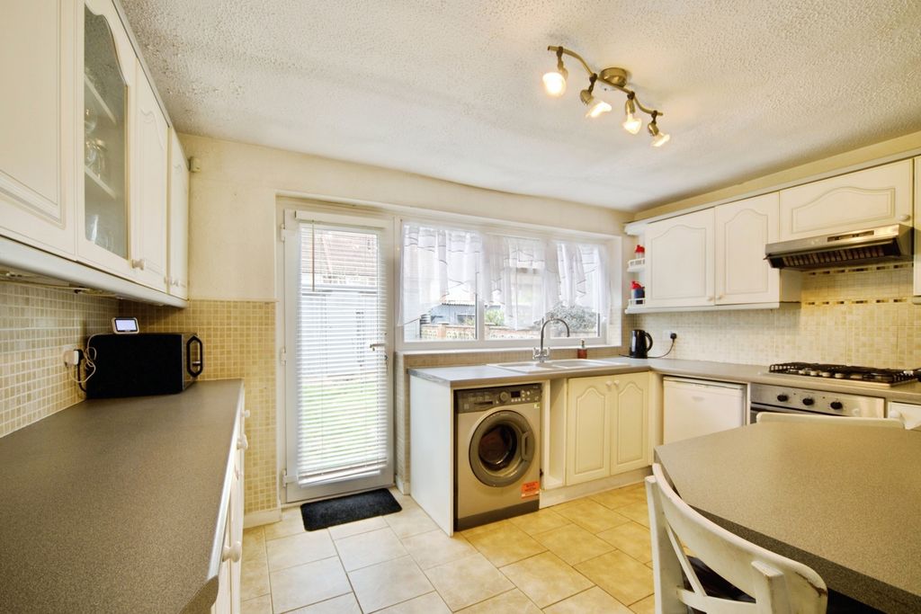 Property photo 2 of 15 Pbox-Img.Jpg