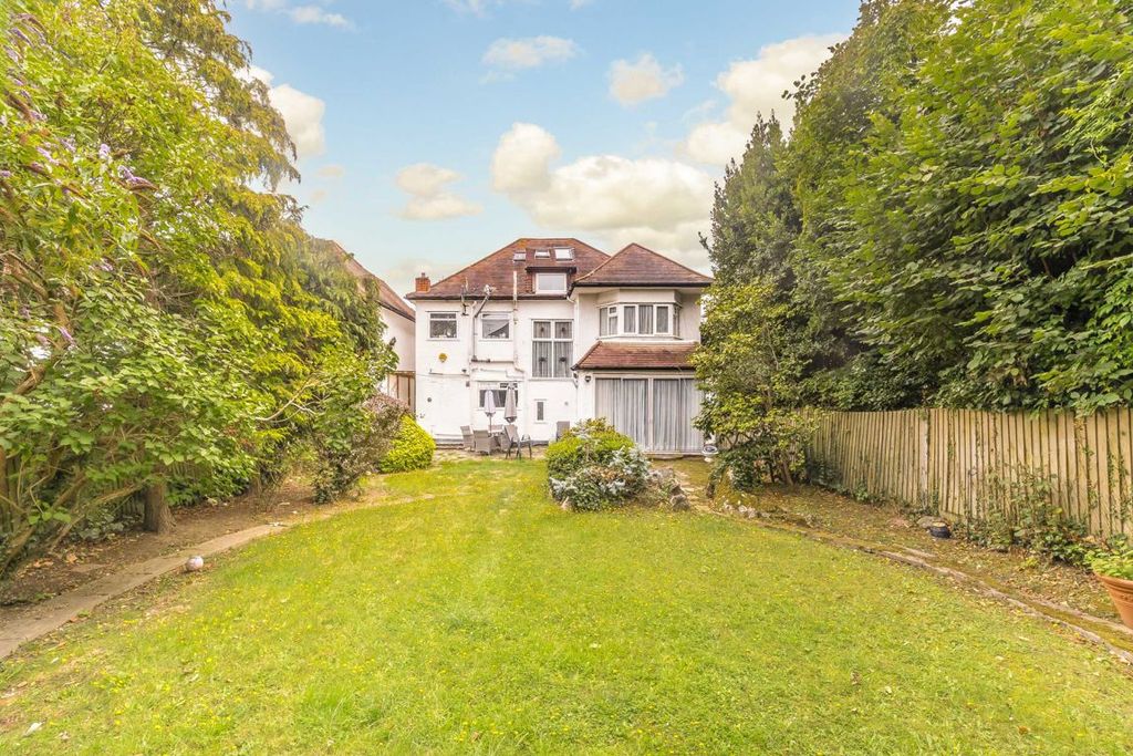 Property photo 3 of 7