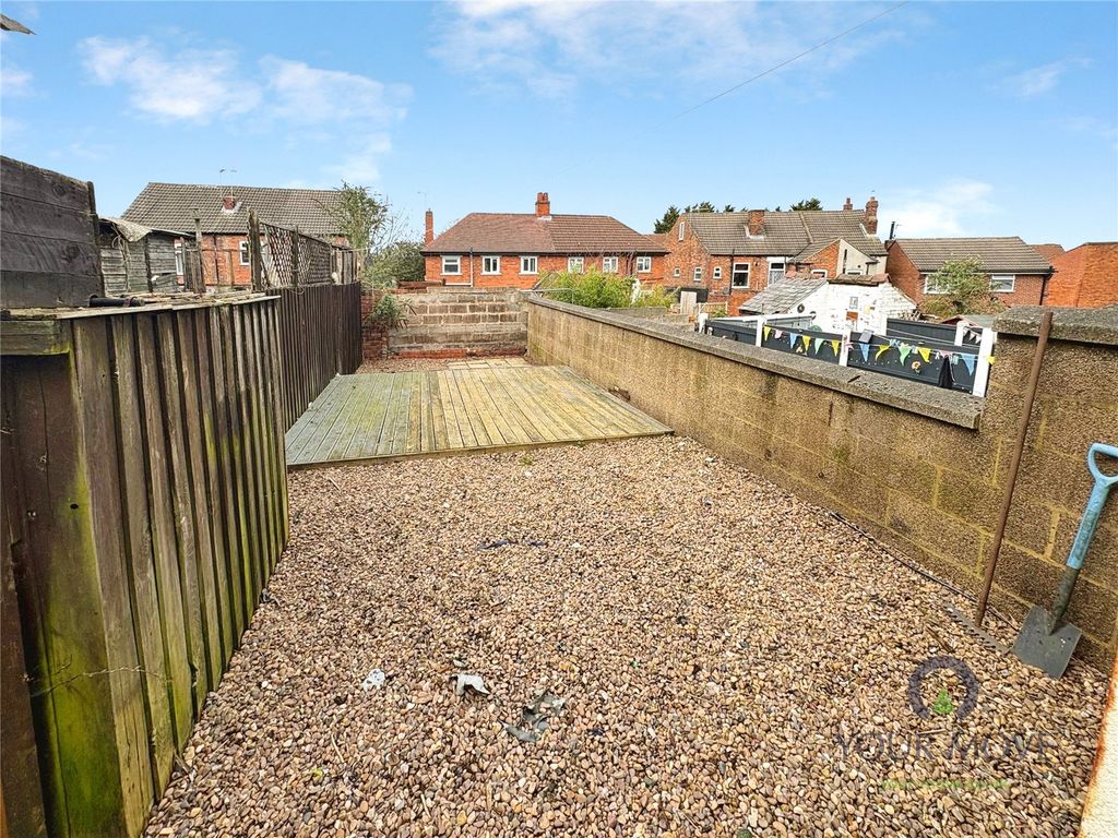 Property photo 3 of 10 Garden