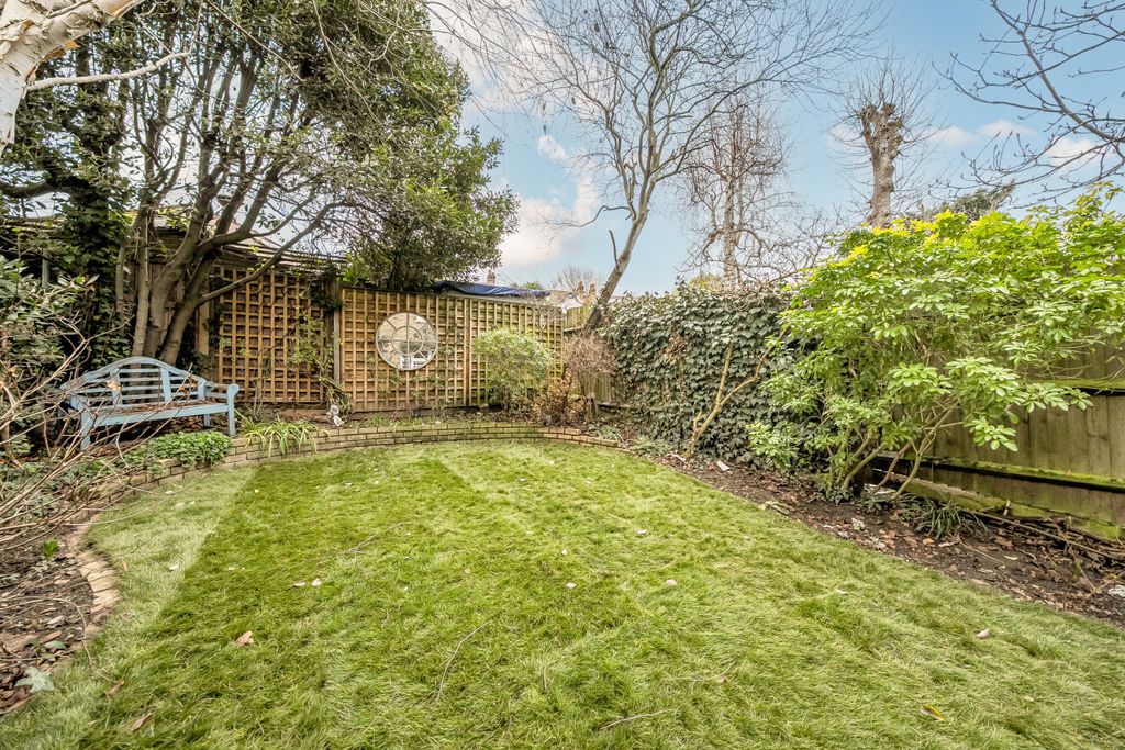 Property photo 3 of 17 1407122-17-6980Bb...