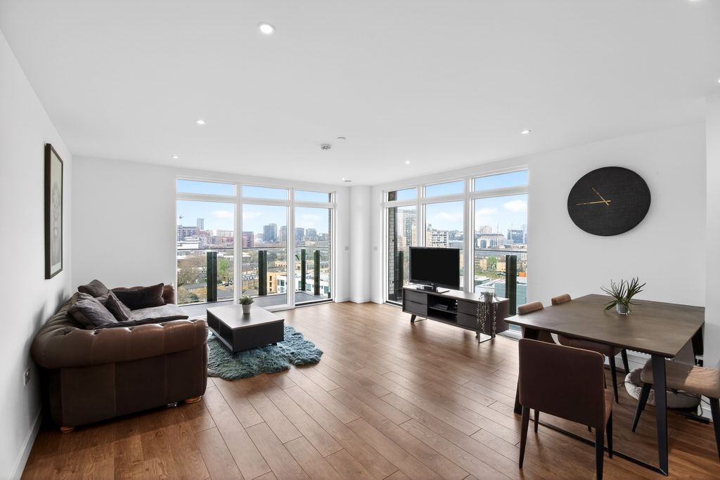 Property photo 1 of 20 Open Plan Living