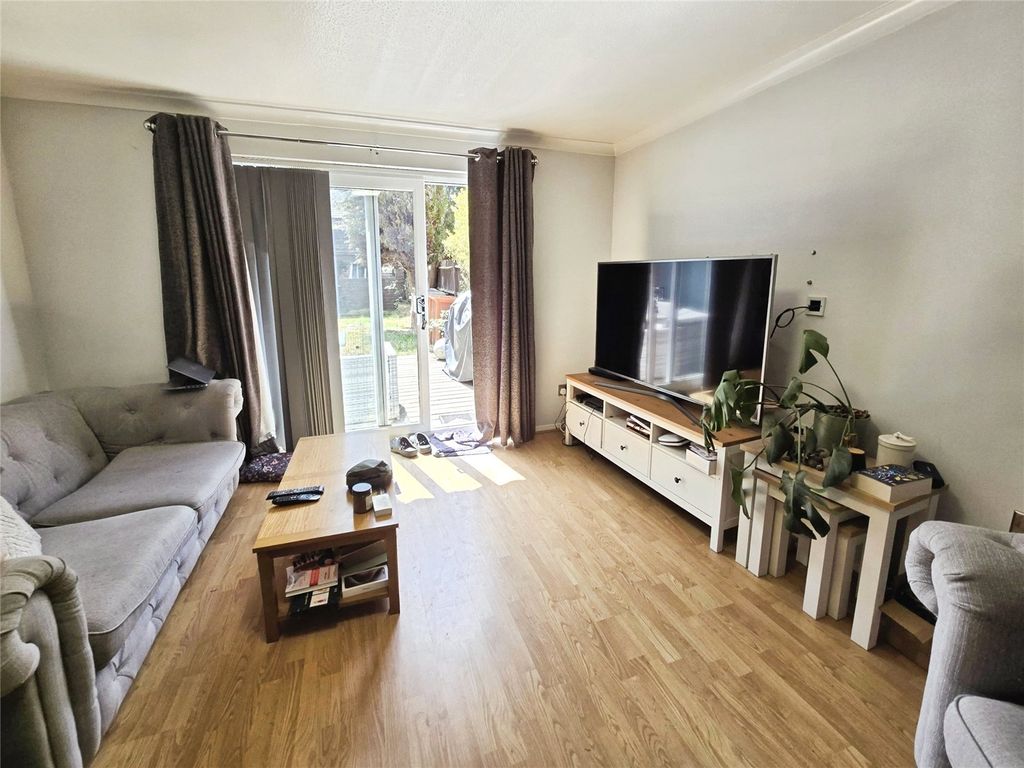 Property photo 2 of 7 Picture No. 01