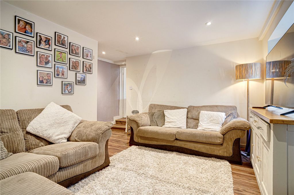 Property photo 3 of 9 Picture No. 03