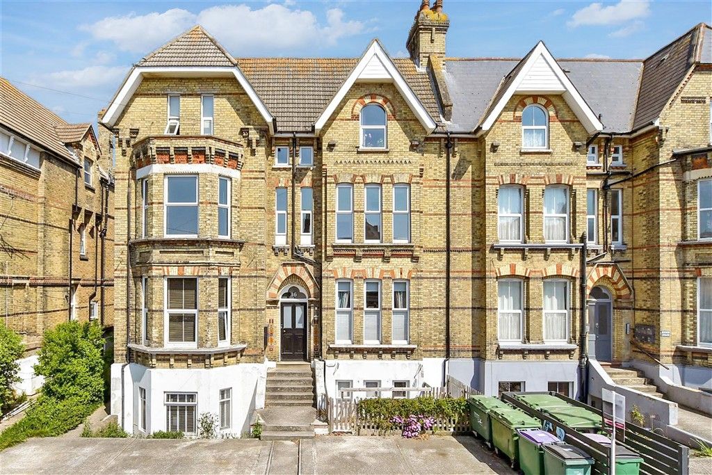 Property photo 3 of 7 External Web