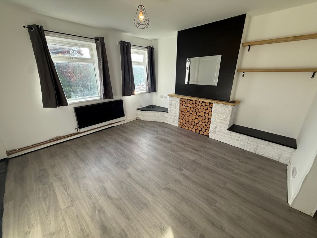 Property photo 1 of 22 Bedroom 1