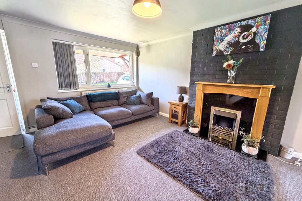 Property photo 3 of 13 5020145