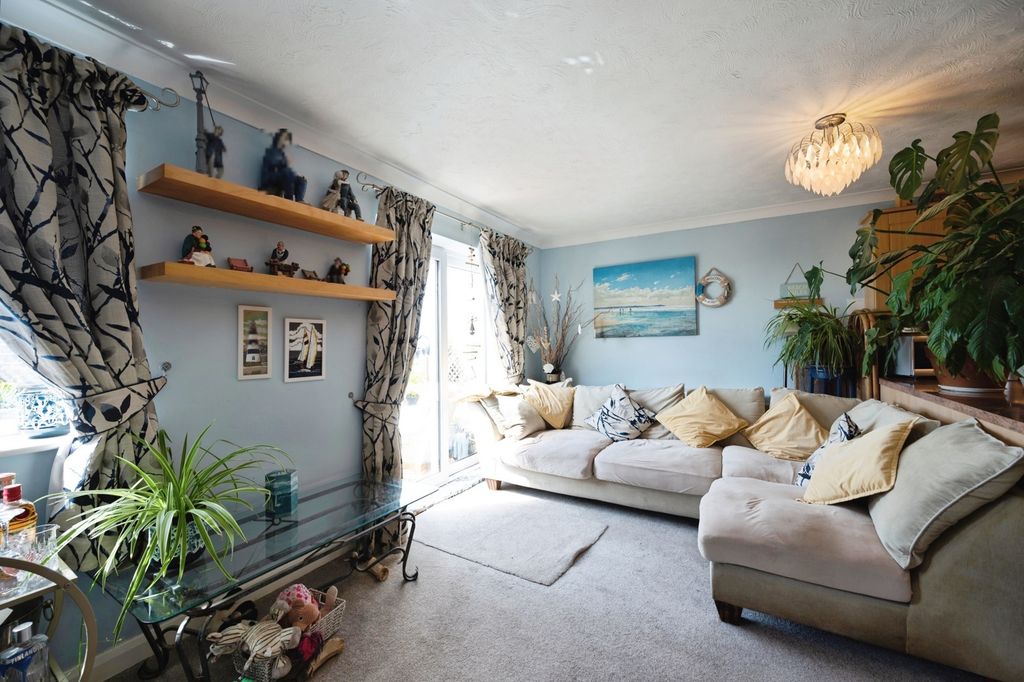 Property photo 2 of 14 Pbox-Img.Jpg