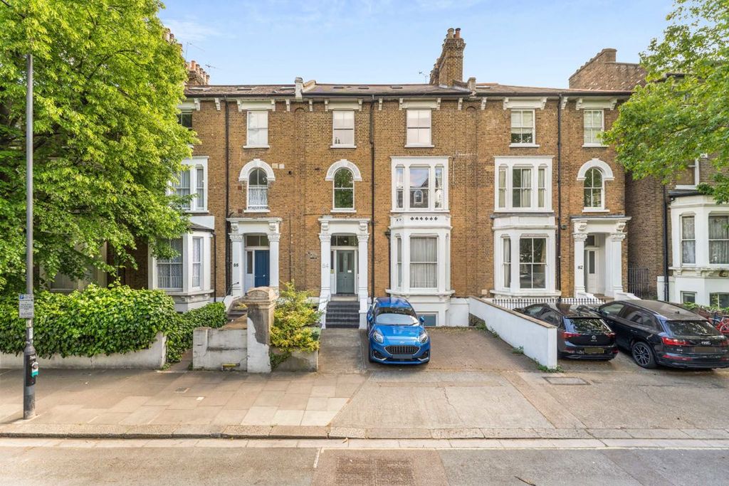 Property photo 1 of 6