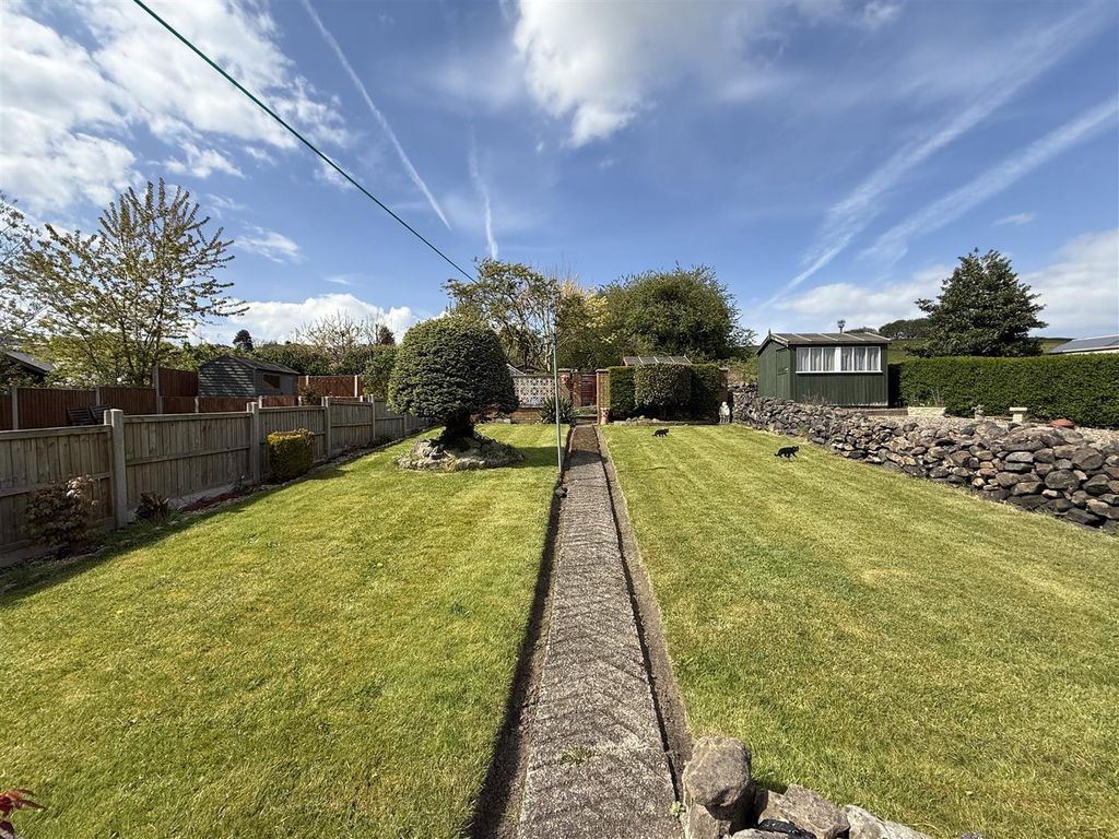 Property photo 2 of 24 Far 25.Jpg