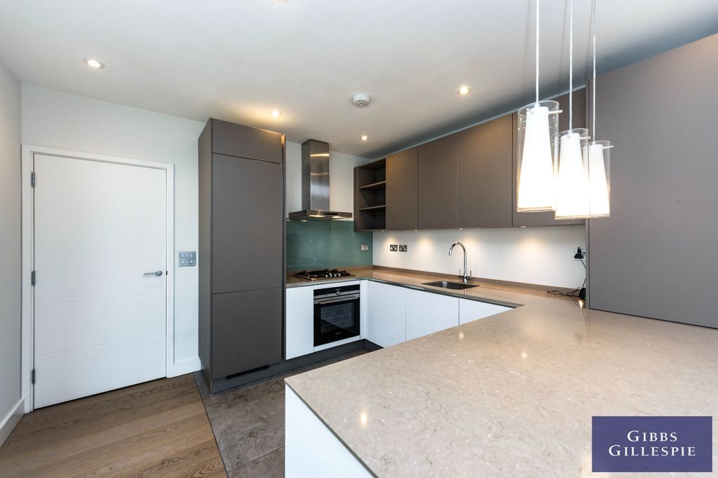 Property photo 1 of 15 1