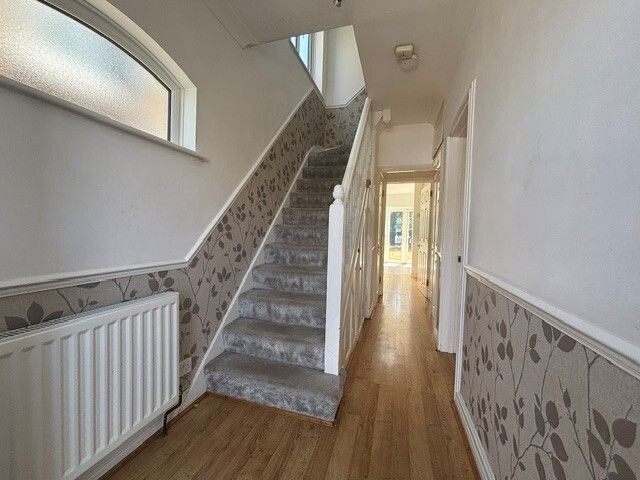 Property photo 3 of 21 Picture No. 16