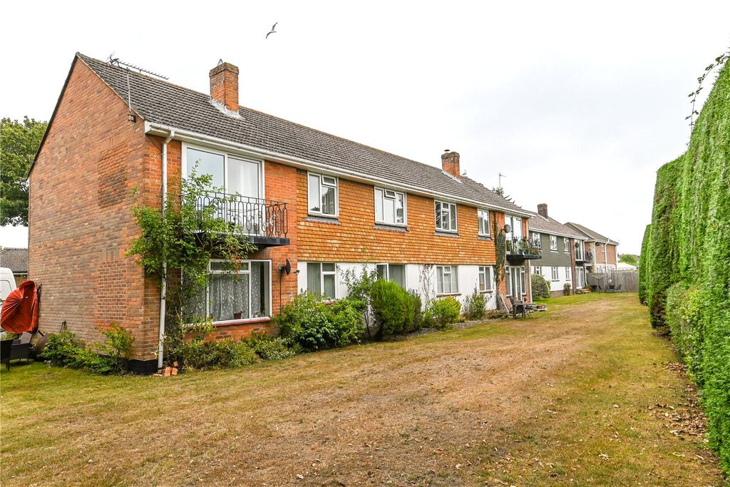 Property photo 1 of 15 Picture No. 17