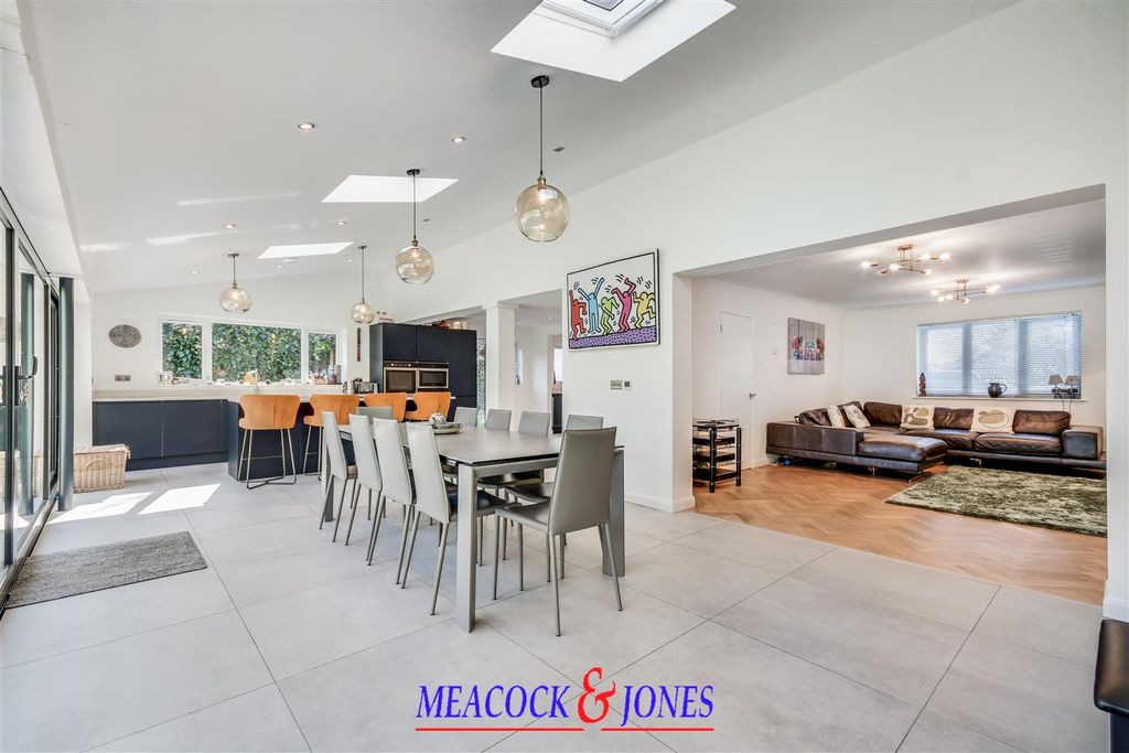 Additional image 10 of 5 bed detached house for saleSilver Birches, Hutton, Brentwood CM13