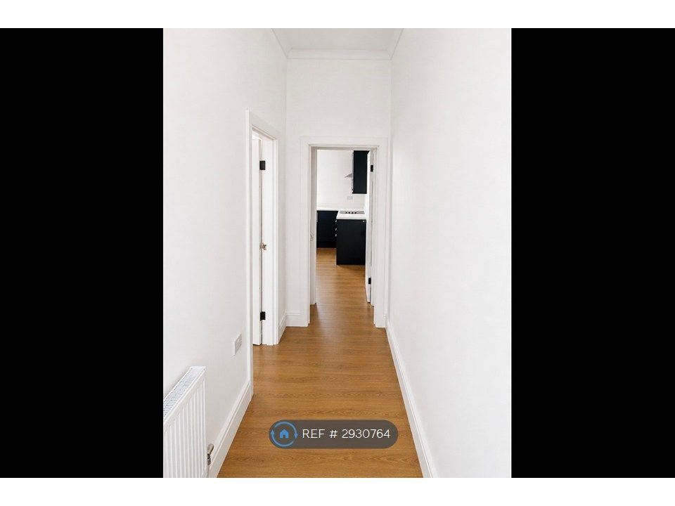 Property photo 2 of 35