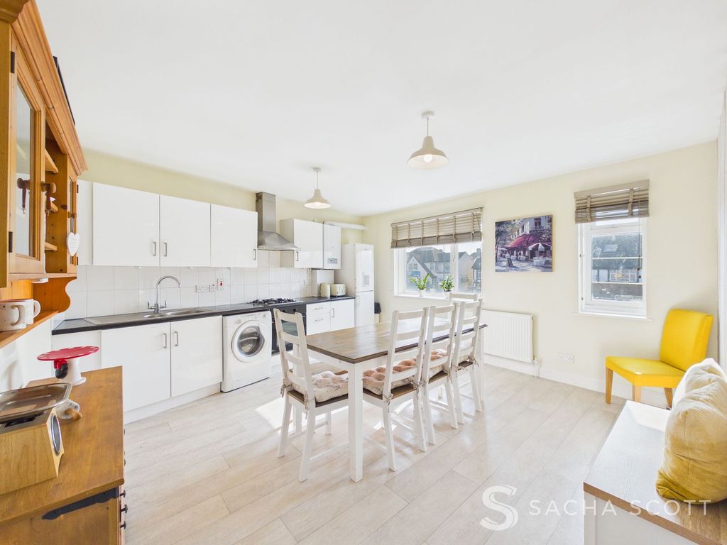 Property photo 1 of 15 Kitchen / Diner