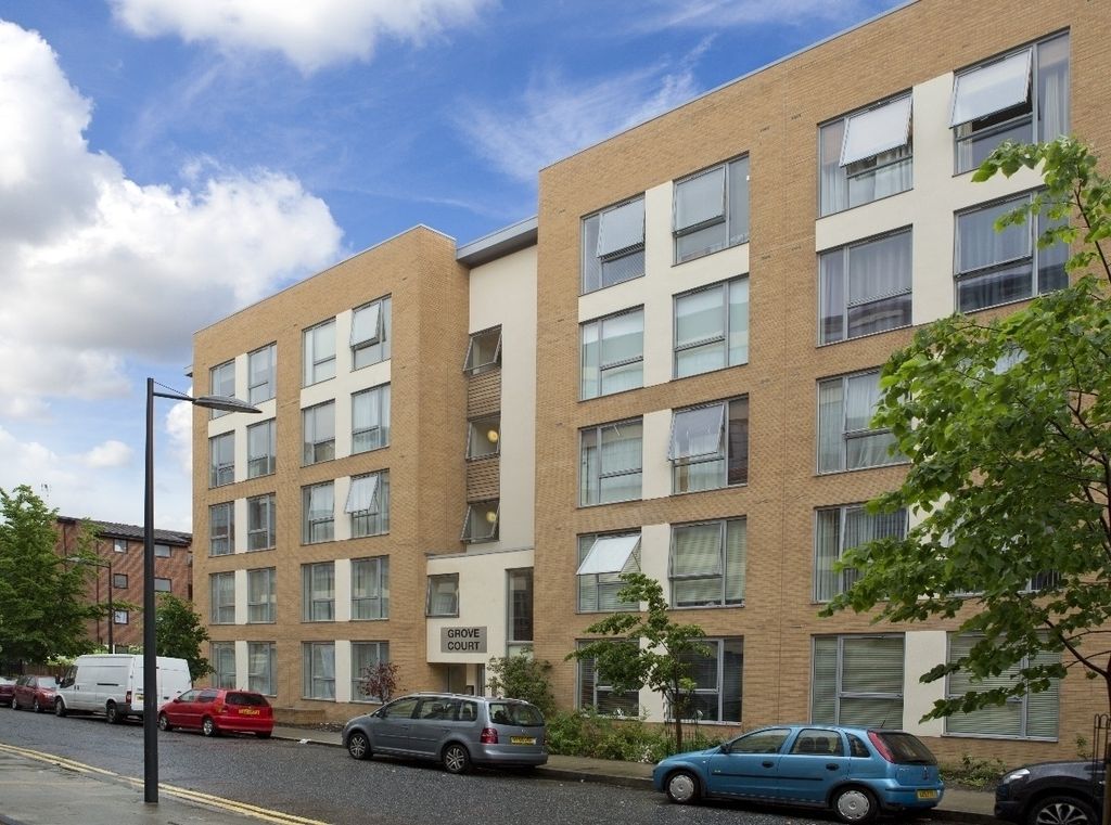 Property photo 1 of 5 Grove Court  (1)