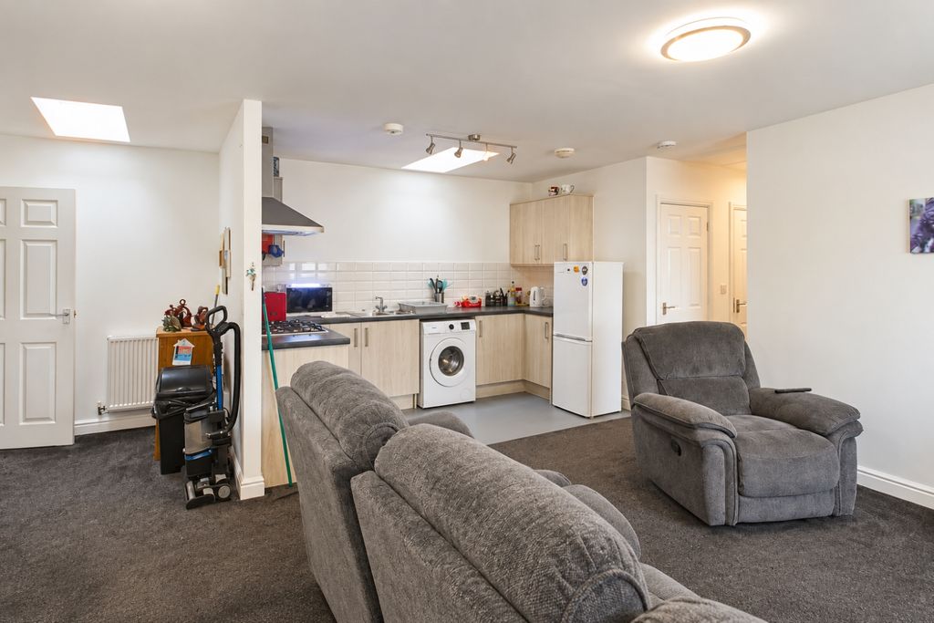 Property photo 2 of 11 Open-Plan Kitchen Living Dining Room