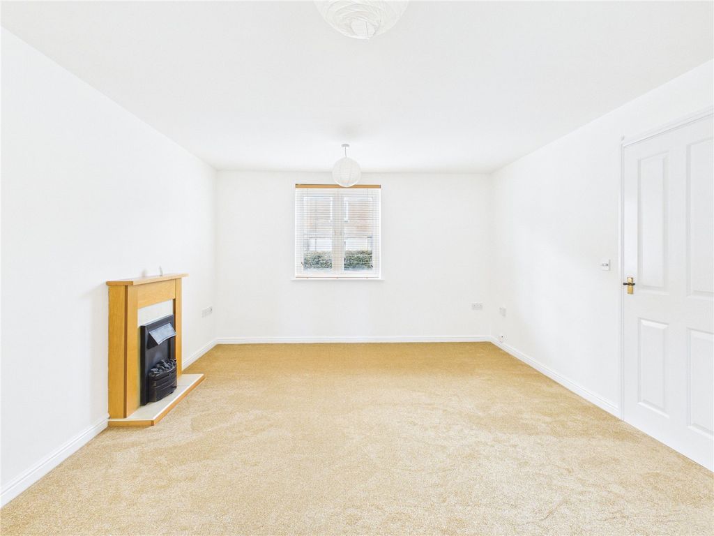 Property photo 1 of 9 Picture No. 04