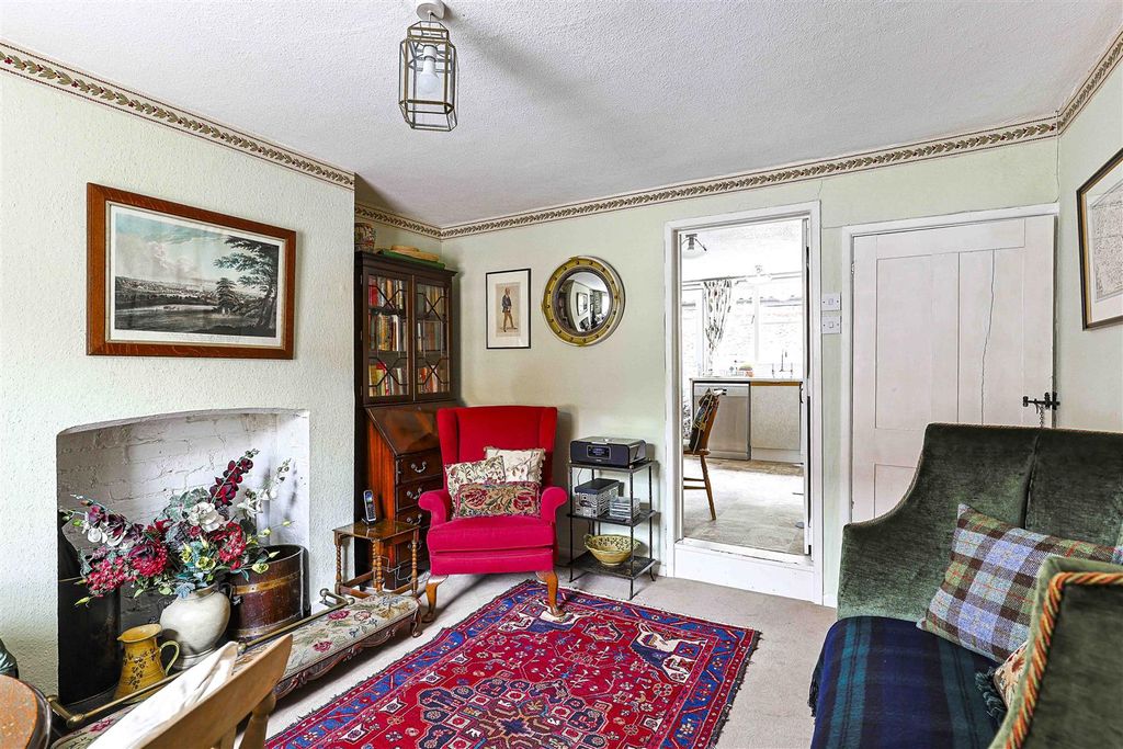 Property photo 3 of 18 Castle Street_10.Jpg