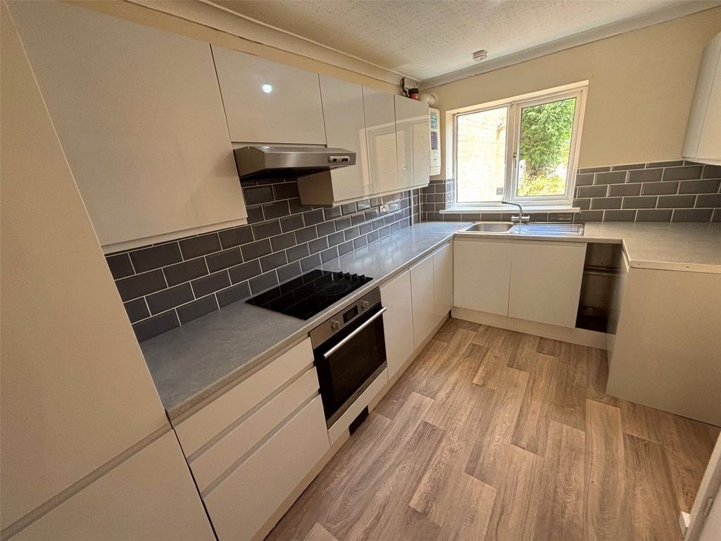 Property photo 2 of 10 Picture No. 05