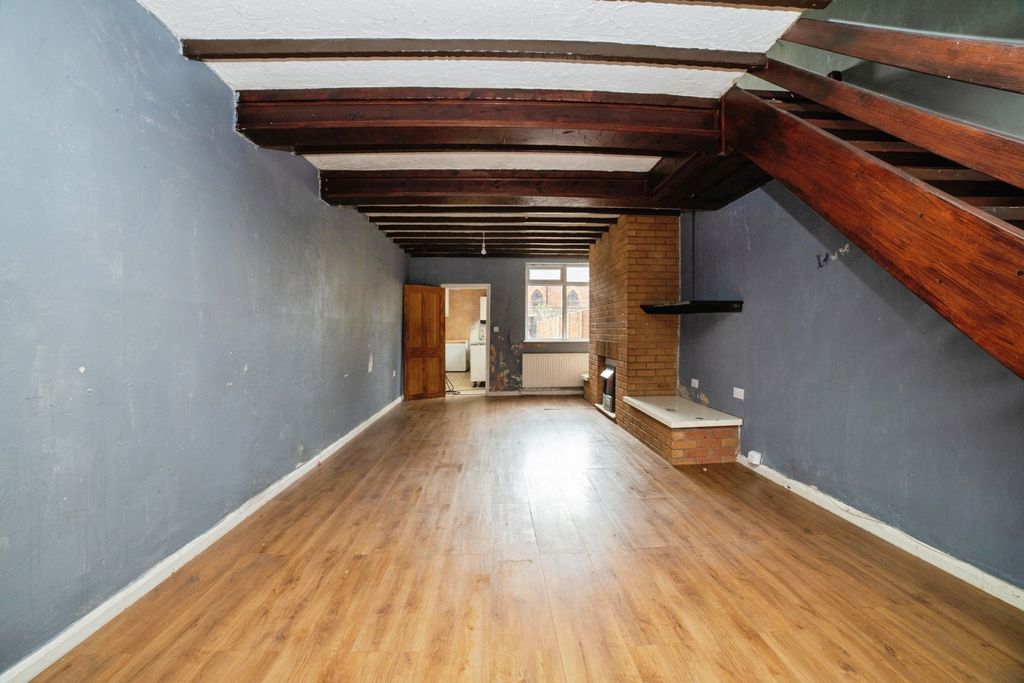 Property photo 3 of 17 Photo