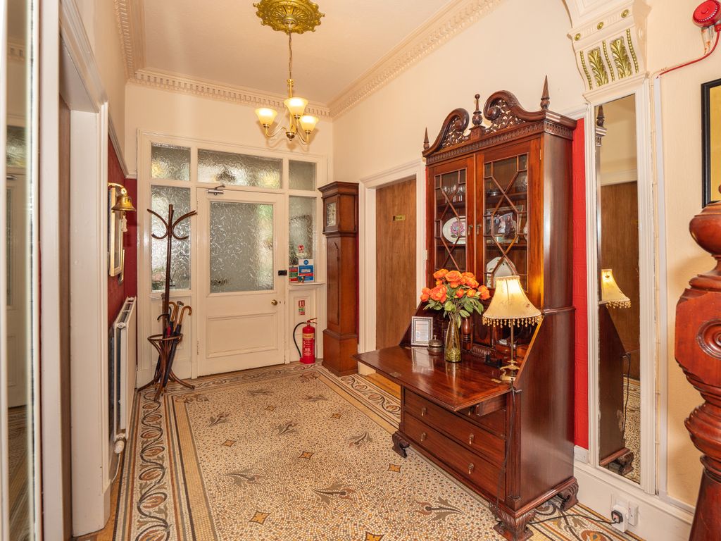 Property photo 2 of 23 31323708.Jpg?v=