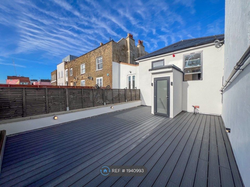 Property photo 1 of 26