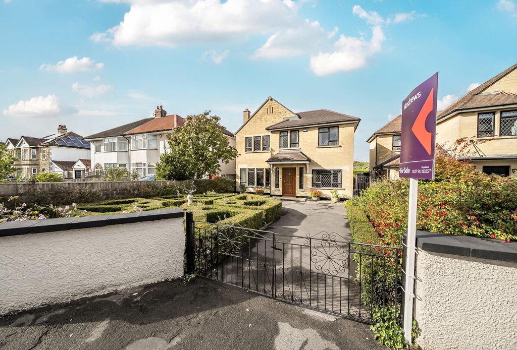 Property photo 2 of 24 1354865-1-68c8410...