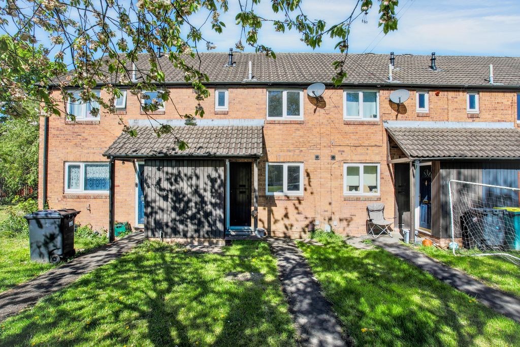 Property photo 1 of 19 15 Bowlingfield, Ingol, Preston, Lancashire, Pr2 7Dd