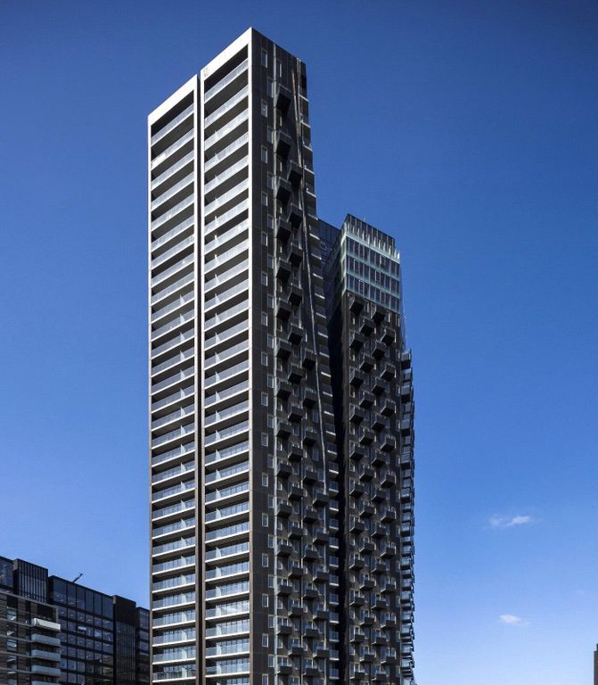 Property photo 3 of 17 The Stage