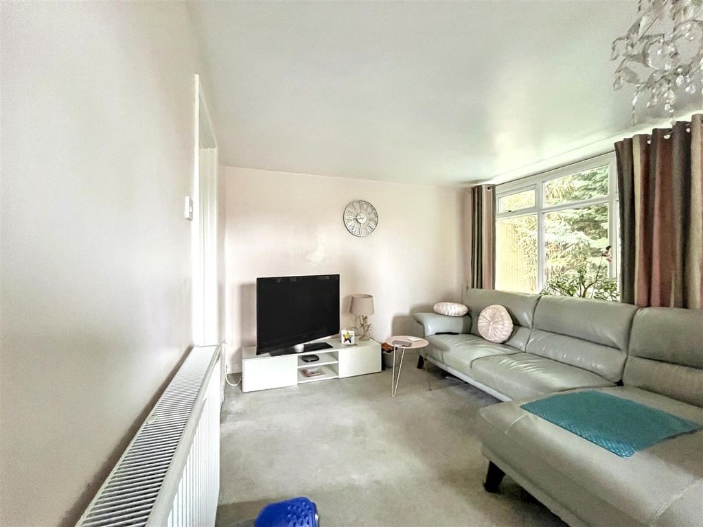 Property photo 3 of 6 Img_8733.Jpg