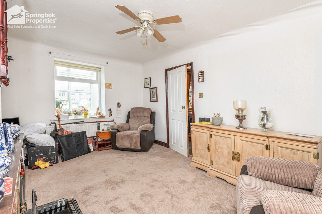 Property photo 3 of 15 Image 2