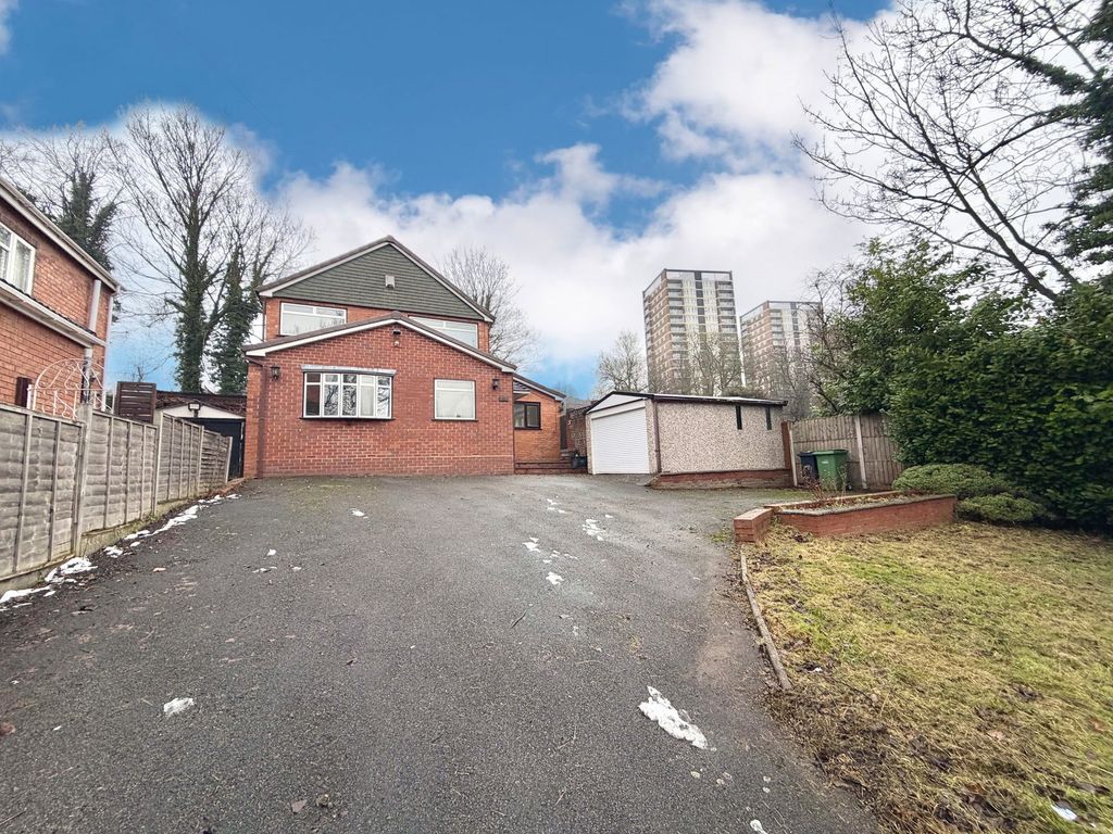 Property photo 1 of 21