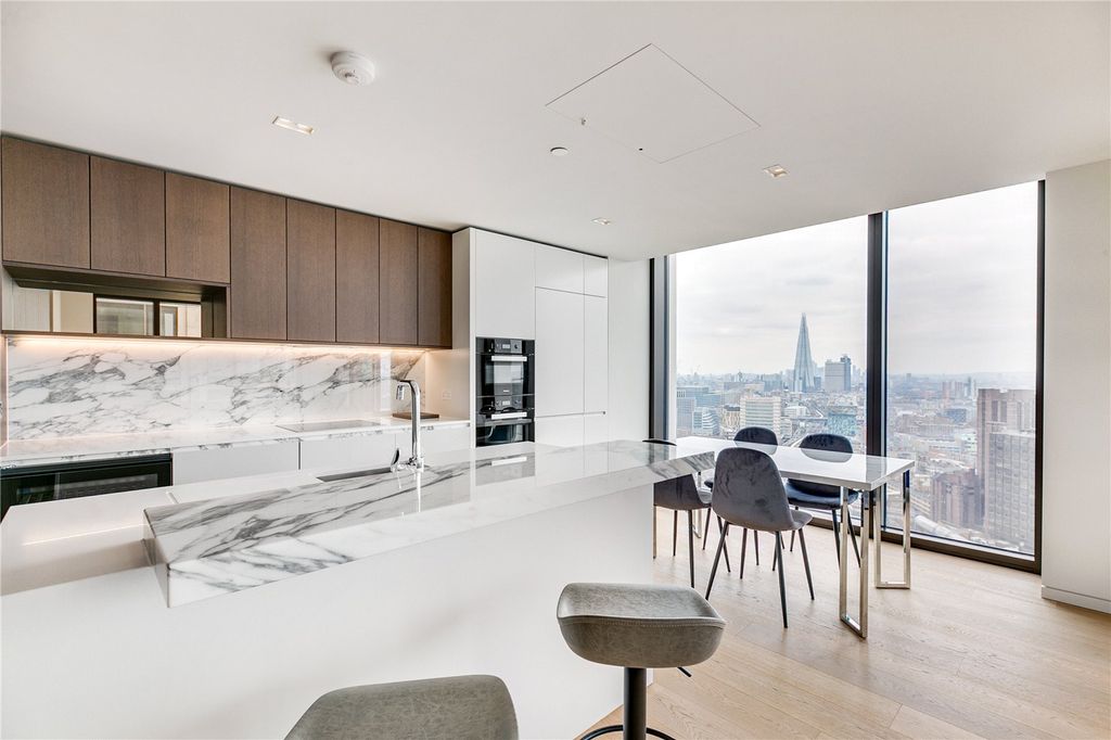 Property photo 2 of 14 Picture No. 26