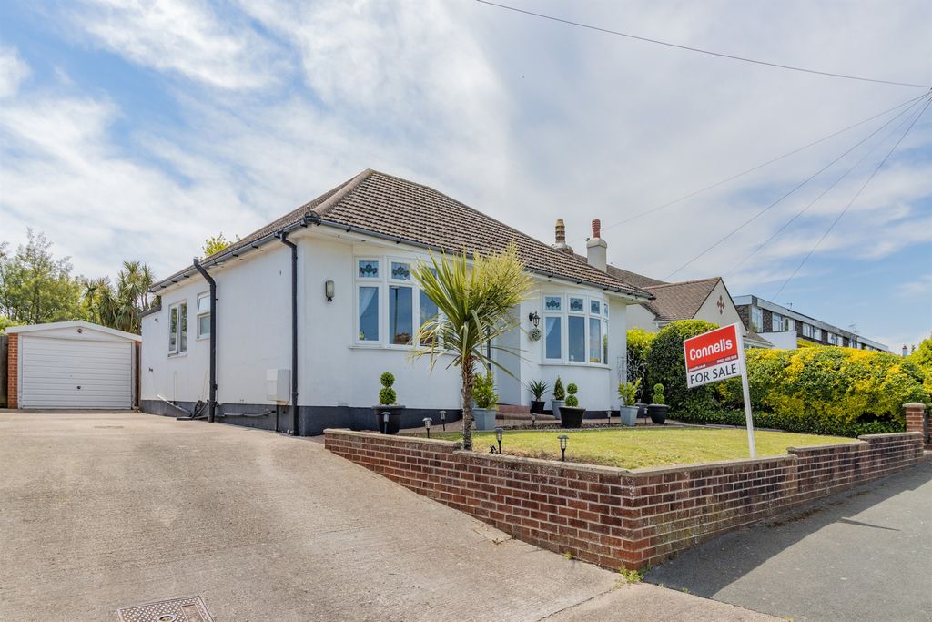 Property photo 2 of 24