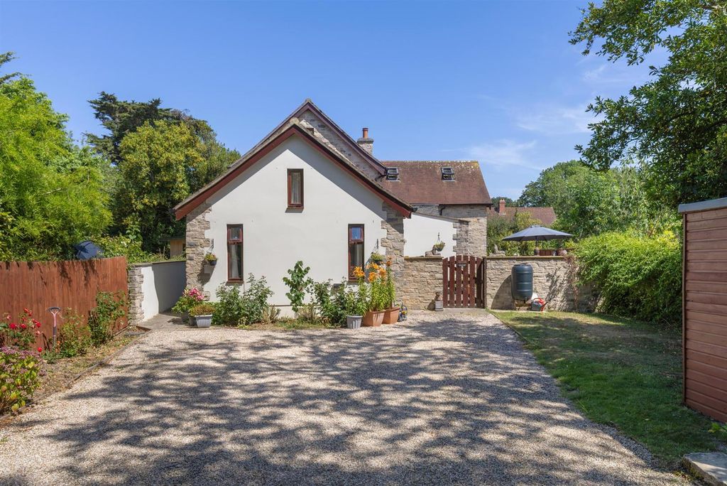 Property photo 1 of 29 010A6937-Enhanced-Nr.Jpg