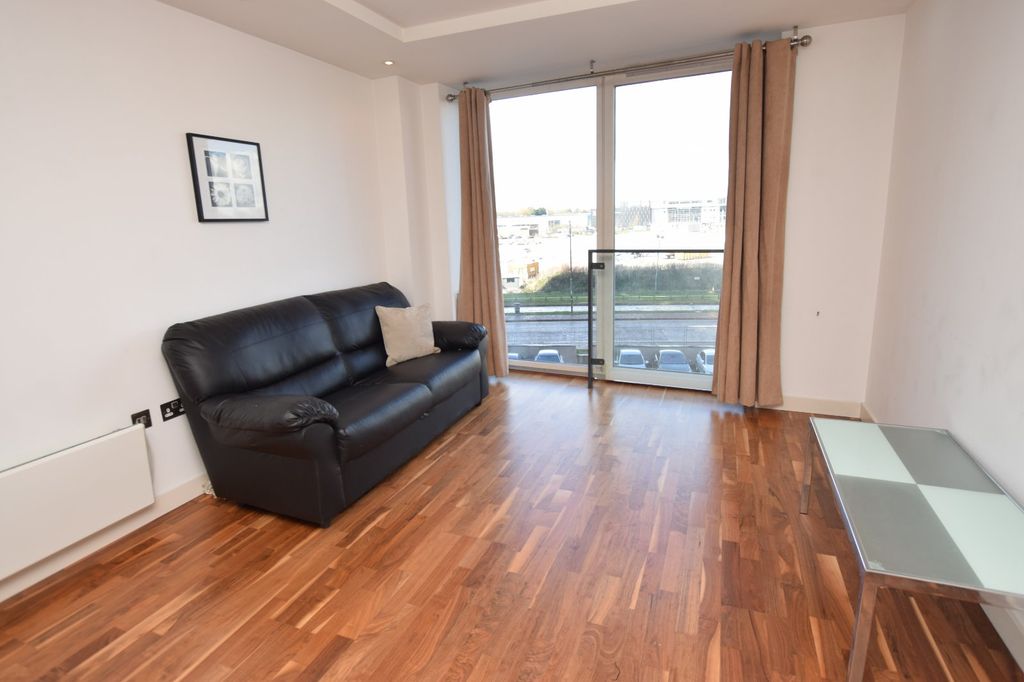 Property photo 1 of 11 Picture No. 08