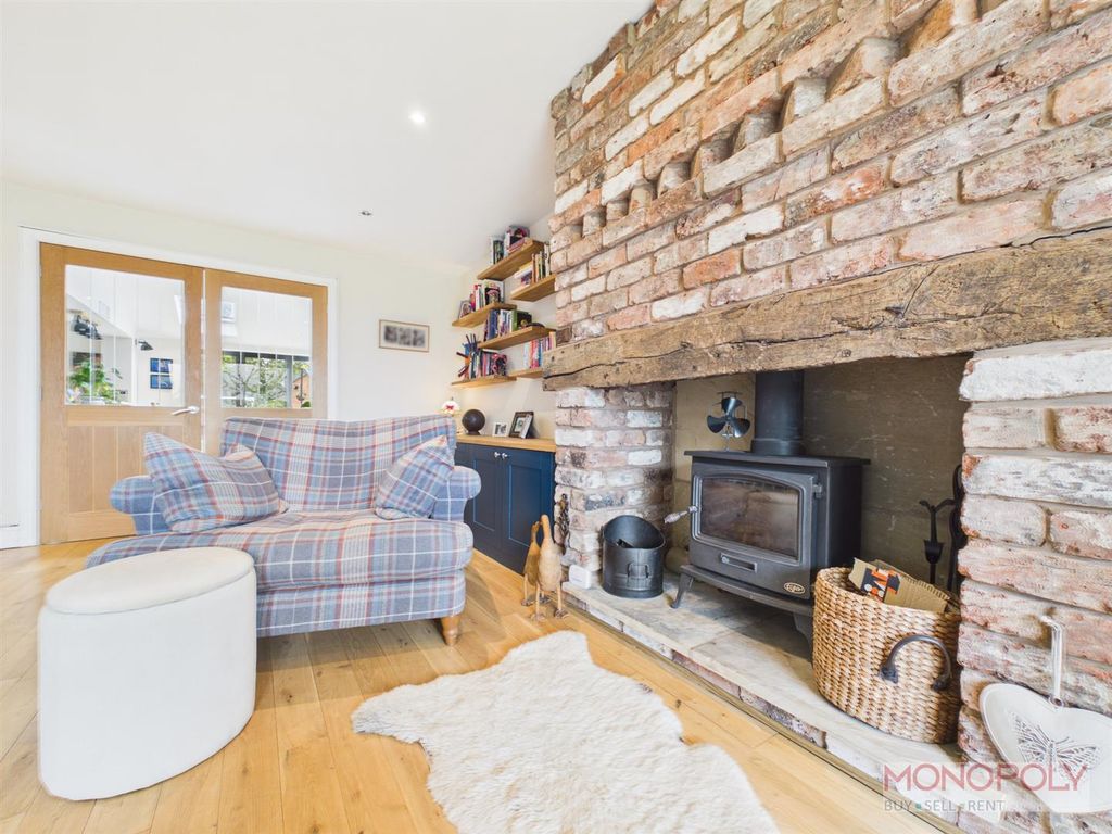 Property photo 3 of 27 Cam01943G0-Pr0665-Still003.Jpg