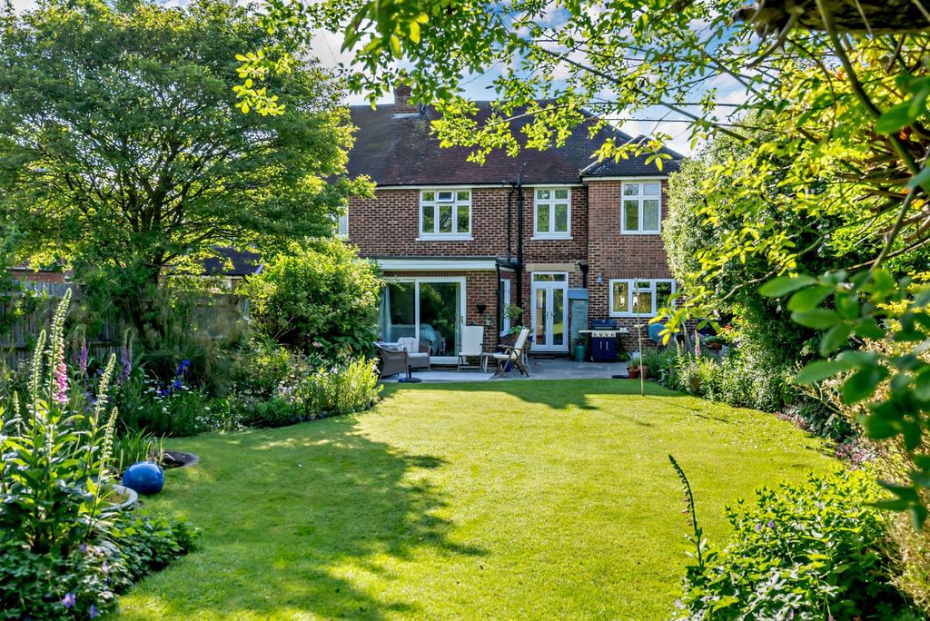 Property photo 1 of 17 Picture No. 28