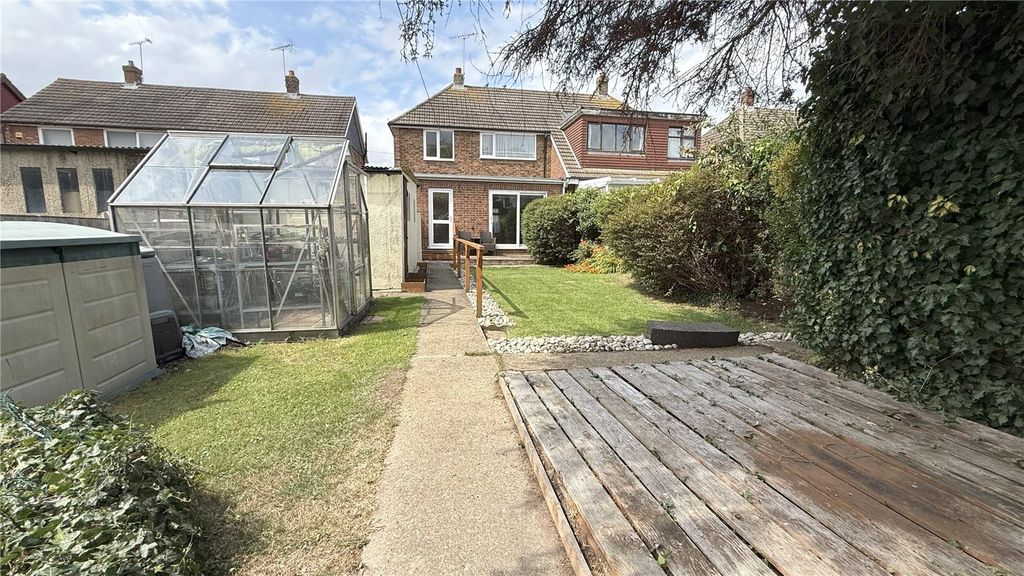 Property photo 2 of 17 Picture No. 02