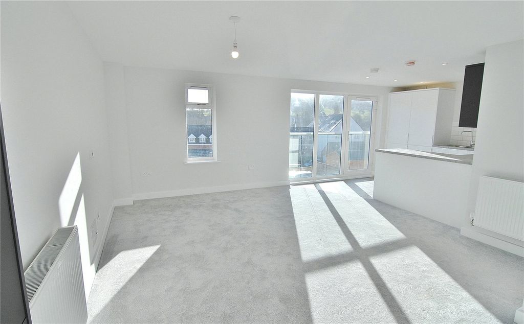 Property photo 2 of 13 Picture No. 41