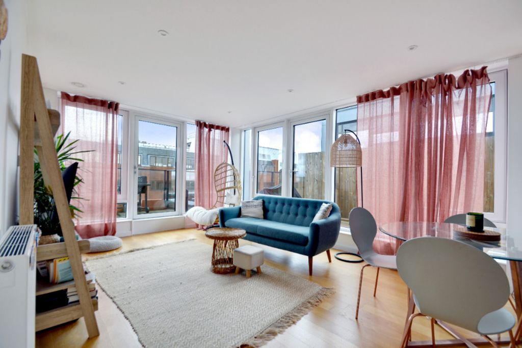 Property photo 3 of 8