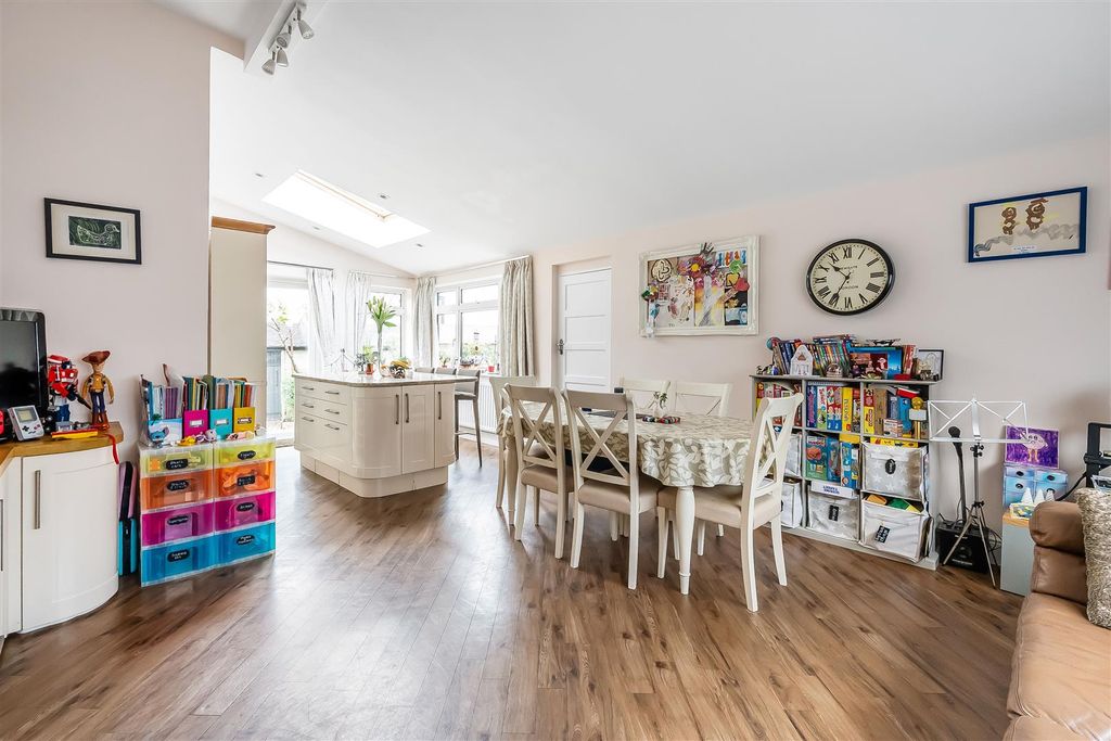 Property photo 2 of 24 34-Hazon-Way-13.Jpg