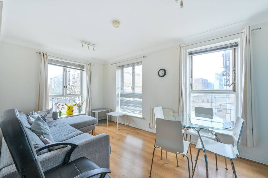 Property photo 2 of 7