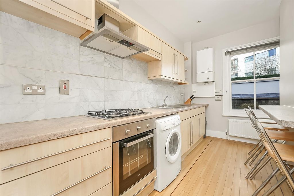 Property photo 3 of 9
