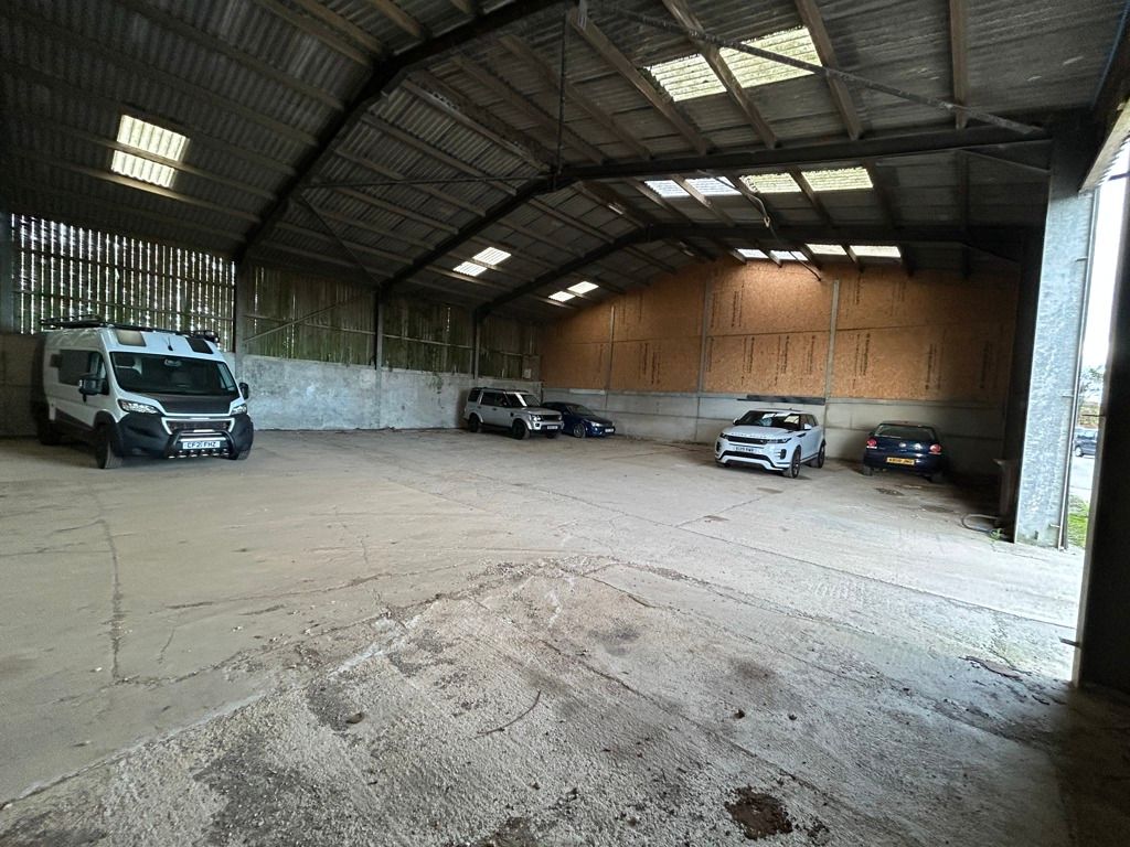 Property photo 3 of 11 Photo 3