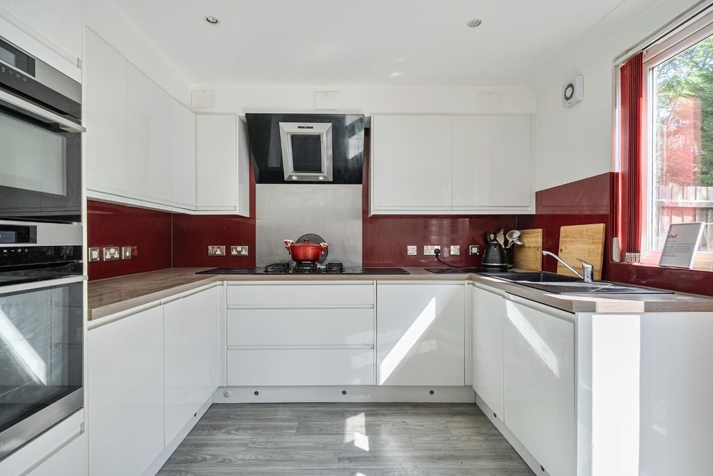 Property photo 2 of 26 1498478 (7).Jpg