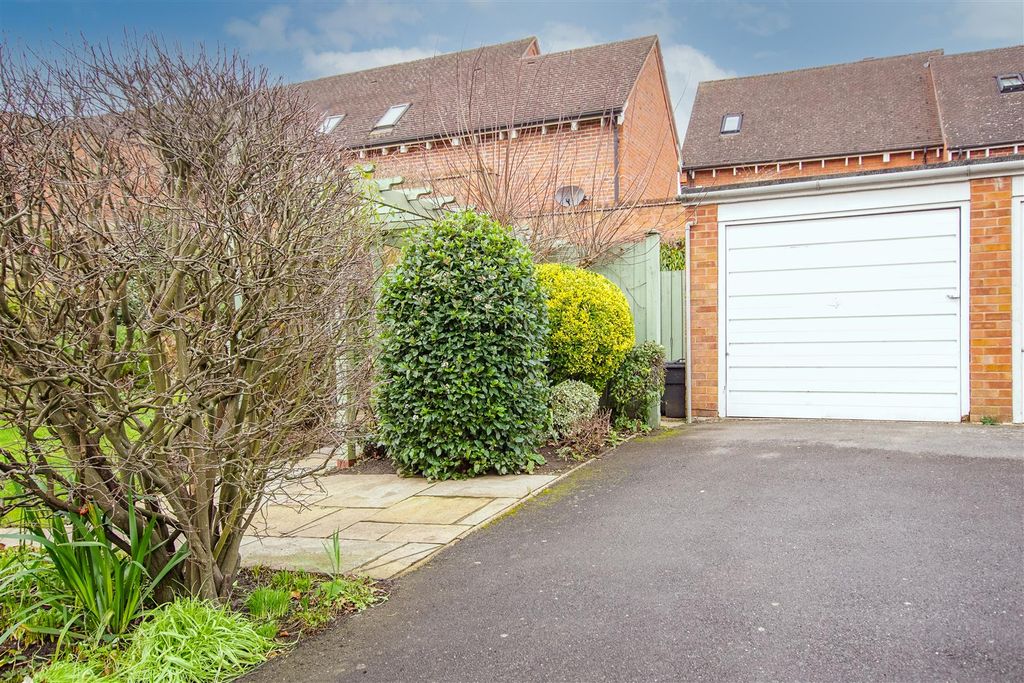 Property photo 3 of 19 Dsc00871-Edit.Jpg