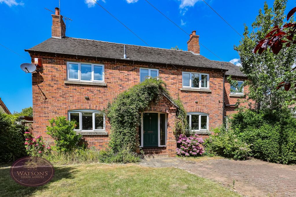 Property photo 2 of 47