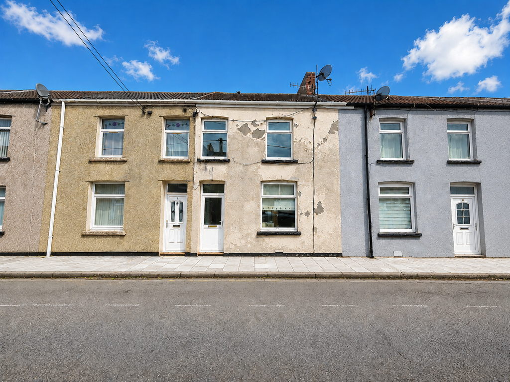 Property photo 1 of 18